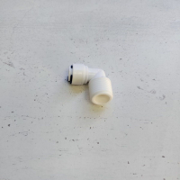 Фитинг переходник Г-образный 3/8