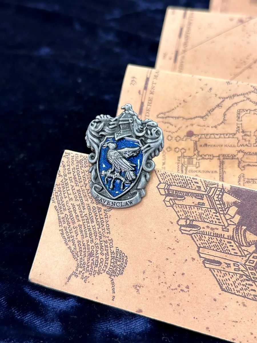 Значок Гарри Поттер металлический на рюкзак картинка №3