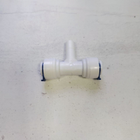 Фитинг тройник Т-образный 3/8