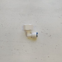 Фитинг переходник Г-образный 1/4